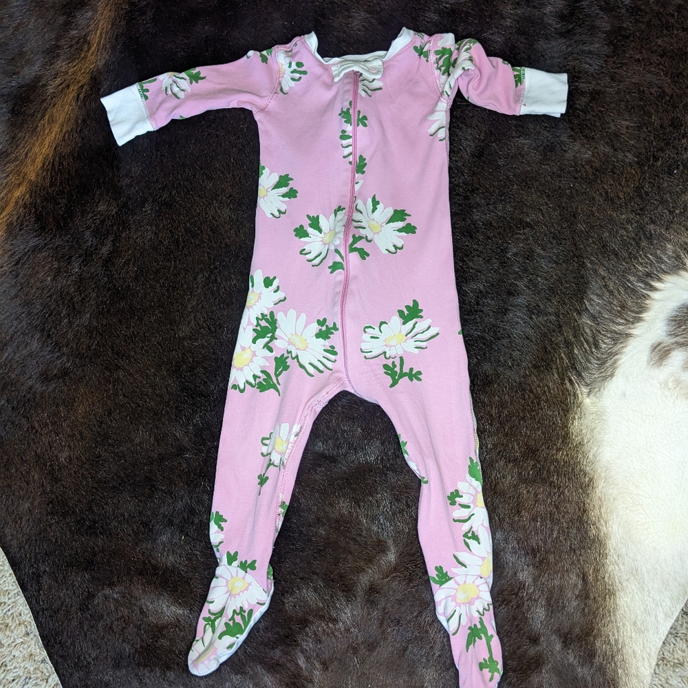 Tbbc night night  in Darian daisy monogram " RSP" size 12/18 m
